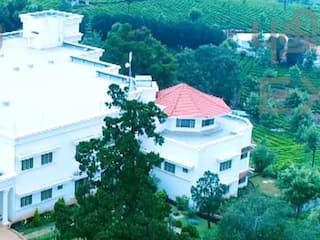 கோடநாடு எஸ்டேட் மீது பறந்த ட்ரோன்: விசாரணையின் போது பறக்கவிட்டது யார்? போலீசில் புகார்!