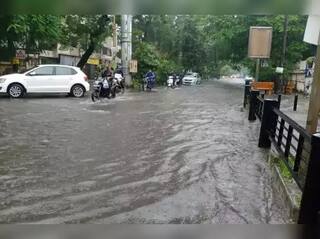 સુરતમાં ધોધમાર વરસાદ, 2 કલાકમાં 2 ઇંચ વરસ્યાં મેઘરાજા, આગામી 3 દિવસ આ વિસ્તારમાં પડશે ગાજવીજ સાથે વરસાદ