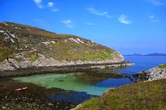 2 ਬੈਡਰੂਮ ਫਲੈਟ ਦੀ ਕੀਮਤ ‘ਚ ਮਿਲ ਰਿਹਾ ਪੂਰਾ ਆਇਲੈਂਡ, ਖੂਬਸੂਰਤੀ ਵੇਖਦੇ ਰਹਿ ਜਾਓਗੇ