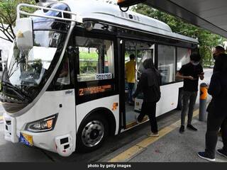 Singapore : सिंगापूरचे 'ड्रायव्हरलेस' सार्वजनिक वाहतूक व्यवस्थेकडे पाऊल, विना चालक बसची सुरुवात
