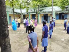 திருவண்ணாமலையில் 4 ஆசிரியர்கள் மற்றும் ஒரு மாணவிக்கு கொரோனா