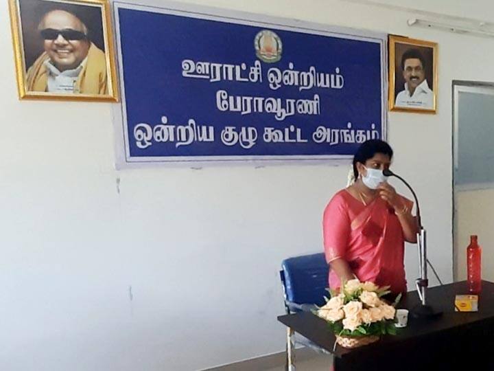 The government has not reimbursed the amount spent from the funds for the local bodies for the Gajah storm, said the Peravurani Union Councilor. ’கஜா புயலுக்கு செலவழித்த 1.60 கோடியை அரசு திருப்பி தரவில்லை’- பேராவூரணி ஒன்றிய கவுன்சிலர் வேதனை