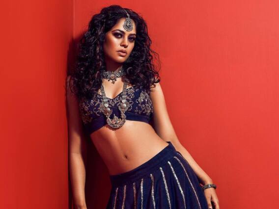 Actress bindhu madhavi pics: சர்ஃபிங் விளையாட்டில் கலக்கும் பிந்து மாதவி Actress bindhu madhavi pics: சர்ஃபிங் விளையாட்டில் கலக்கும் பிந்து மாதவி