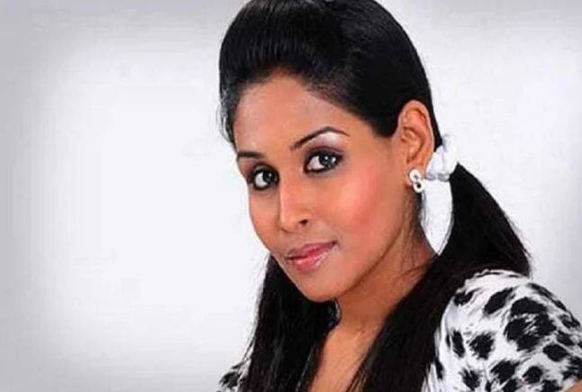 Police crackdown on husband including actress Leena Paul in fraud case of 200 crores ann 200 करोड़ की धोखाधड़ी का मामला: एक्ट्रेस लीना पॉल और उसके पति को आमने सामने बैठाकर पुलिस ने की पूछताछ, जानें क्या कुछ कहा