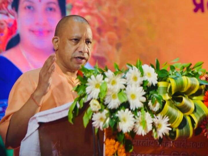 यूपी बीजेपी महिला मोर्चा की बैठक में शामिल हुए सीएम योगी, जानिए क्या कुछ कहा?