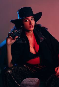 Vishnu Priya Pics: వేడి పుట్టిస్తున్న విష్ణుప్రియ.. ఆ వెబ్‌సీరిస్ కోసమేనా ఈ అందాల వడ్డింపు?