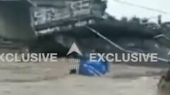 Rishikesh: रानी पोखरी और डोईवाला के बीच आवाजाही पूरी तरह से बंद, अस्थाई पुल बहा | Hindi News