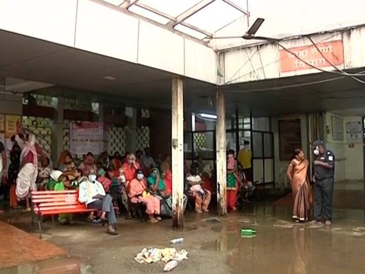 Victim of negligence of Nagpur Government Hospital; On the veranda in front of the woman's hospital ward नागपूर शासकीय रुग्णालयाच्या हलगर्जीपणाचा बळी; महिलेची रुग्णालयातील वार्डासमोरच्या व्हरांड्यातच प्रसूती, बाळाचा मृत्यू