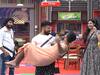 Bigg Boss Telugu 5 : బట్టలు లాక్కెళ్లిన బిగ్ బాస్.. అమ్మాయి డ్రెస్‌లో ఉన్న రవిని కౌగిలించుకొని సన్నీ అరాచకం