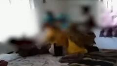 Valsad : પુરુષ પ્રેમિકા સાથે હોટલમાં માણી રહ્યો હતો શરીર સુખ ને પત્નિ-પુત્રી આવી ગયાં, પ્રેમિકાને નગ્નાવસ્થામાં લઈ ગયાં બહાર ને.....