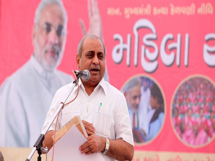 What is the big statement made by Nitin Patel regarding the name of the new Chief Minister of Gujarat? Gujarat New CM: નીતિન પટેલે કોને  મુખ્યમંત્રી બનાવવાની કરી તરફેણ ? પોતે મુખ્યમંત્રીપદના પ્રબળ દાવેદાર હોવા અંગે શું કહ્યું ?  