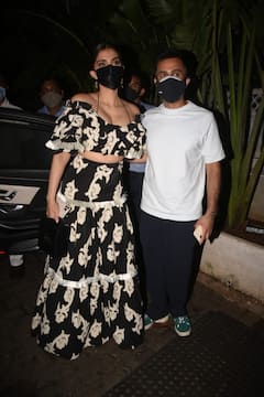 PICS: Sonam Kapoor-Anand Ahuja Set Couple Goals As They Step Out For Dinner Date