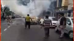 Car Fire: পর পর দুটি গাড়িতে আগুন, হরিশ মুখার্জি রোডে আতঙ্ক| Bangla News