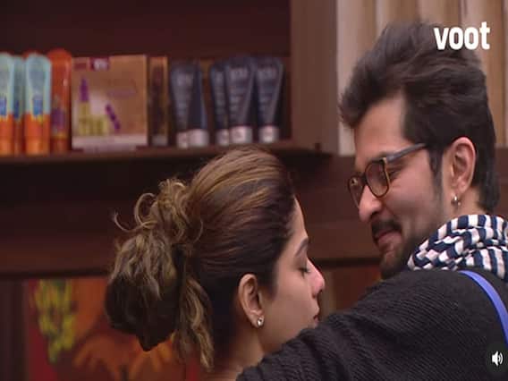 Bigg Boss OTT: क्या Shamita Shetty नहीं संभाल पा रही हैं गेम का Pressure Bigg Boss OTT: क्या Shamita Shetty नहीं संभाल पा रही हैं गेम का Pressure