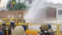 Delhi से Karnal, धरने पर किसान, कैसे निकलेगा समाधान? | हुंकार | Rubika Liyaquat