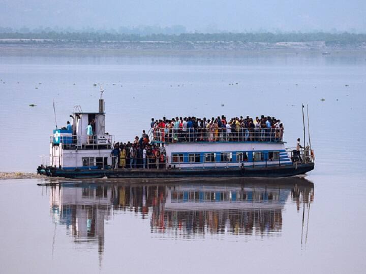 Assam Boat Collision: Two boats collide at Brahmaputra in Assam, several people missing, about 100 people aboard, CM expresses grief Assam Boat Collision: ਅਸਾਮ 'ਚ ਬ੍ਰਹਮਪੁੱਤਰ 'ਚ ਦੋ ਕਿਸ਼ਤੀਆਂ 'ਚ ਟੱਕਰ, ਕਈ ਲੋਕ ਲਾਪਤਾ, ਕਰੀਬ 100 ਲੋਕ ਸੀ ਸਵਾਰ, ਸੀਐਮ ਨੇ ਜਤਾਇਆ ਦੁੱਖ 