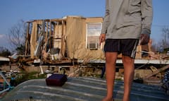 Hurricane Ida: அமெரிக்காவைப் புரட்டிப் போட்ட காஸ்ட்லி சூறாவளி ஐடா - புகைப்படங்கள்!