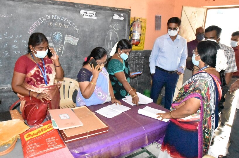 தடுப்பூசி செலுத்தியவர்களுக்கு மட்டுமே மதுபானம்... விரைவில் வருகிறது உத்தரவு!