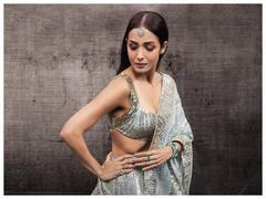 Malaika Arora ​​ने हर बार डिज़ाइनर Manish Malhotra के चमचमाते Outfits में लूटी महफिल, यकीन न हो तो देखें Photos