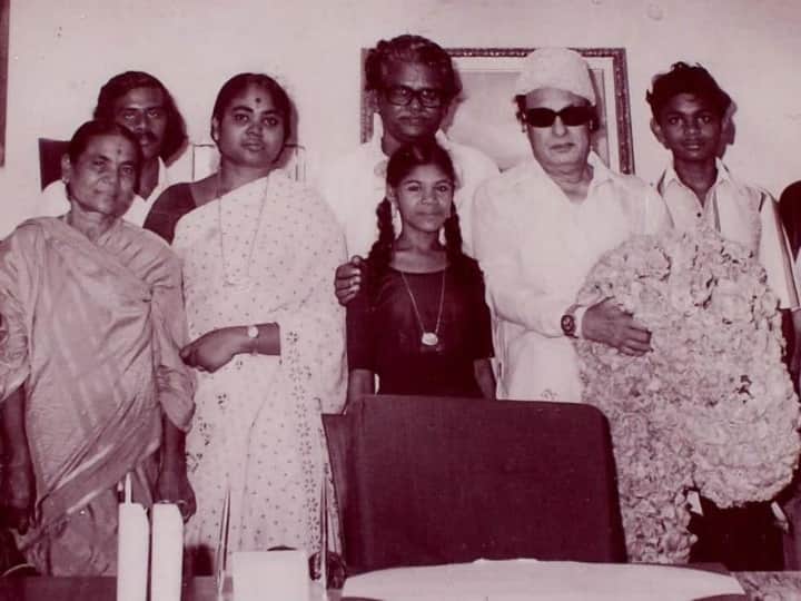 Lyricist and poet late Pulamaipithan Famous Super Hit songs Pulamaipithan Songs : ’காலமான புலவர் புலமைப்பித்தன்’ காலத்தால் அழிக்க முடியாத பாடல்களை படைத்தவர்..!