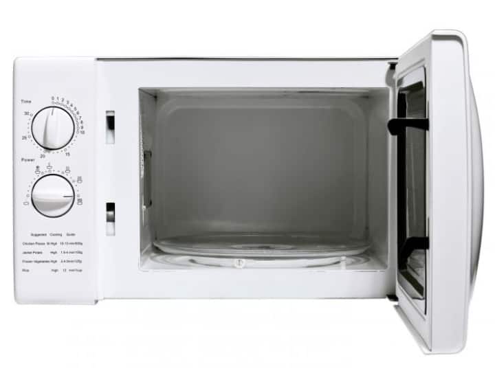 Kitchen Hacks How To Clean Microwave At Home, Clean Outside And Inside, Microwave Service Kitchen Hacks: माइक्रोवेव को साफ करने का ये है बेस्ट तरीका, नहीं पड़ेगी सर्विस की जरूरत