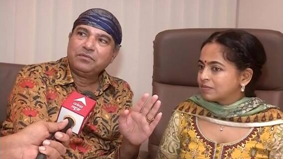 Singer Suresh Wadkar and wife Padma release song titled 'Gajmukha'