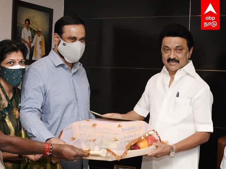 PMK Anbumani Ramadoss inivites Tamil Nadu CM MK Stalin for his Daughter ...