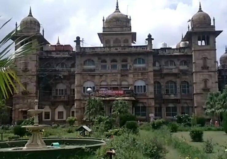 Brain Fever in Gwalior: ग्वालियर पहुंचा यूपी में फैला जानलेवा दिमागी बुखार, अस्पताल में क्षमता से ज्यादा बच्चे भर्ती Encephalitis Brain Fever in Gwalior More Than 170 Children Admitted in Kamla Raja Hospital ann Brain Fever in Gwalior: ग्वालियर पहुंचा यूपी में फैला जानलेवा दिमागी बुखार, अस्पताल में क्षमता से ज्यादा बच्चे भर्ती