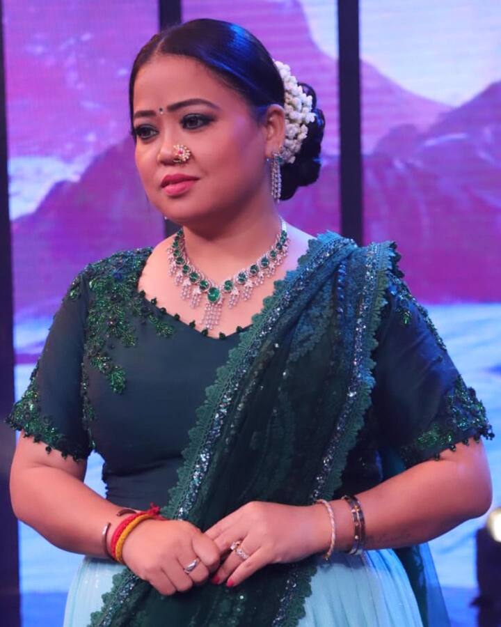 दरअसल, हर्ष और भारती की पहली मुलाकात 2007 में टीवी के मशहूर शो कॉमेडी सर्कस के सेट पर हुई थी. भारती सिंह ने अपने करियर की शुरुआत सोनी टीवी के मशहूर शो 'इंडियन लाफ्टर चैलेंज' से की थी. दोनों पति-पत्नी रोहित शेट्टी के शो खतरों के खिलाड़ी में भी दिखाई दे चुके हैं.