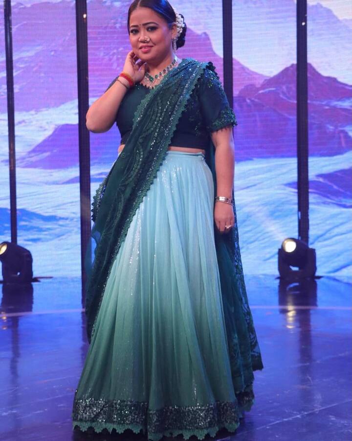 भारती सिंह न सिर्फ एक अच्छी कॉमेडियन हैं बल्कि राष्ट्रीय स्तर की निशानेबाज भी रह चुकी हैं. उनकी शूटिंग में उन्हें गोल्ड मेडल से भी नवाजा जा चुका है. भारती सिंह ने साल 2017 में हर्ष लिम्बाचिया से शादी की. वह पेशे से एक लेखक और अभिनेता हैं.