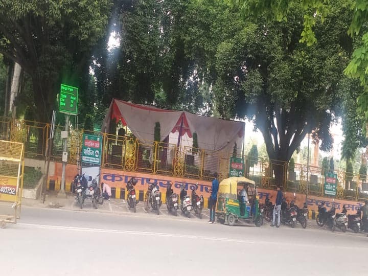 कानपुर बन रहा स्मार्ट, पहली स्मार्ट पार्किंग की शुरुआत, ऐप से कर सकेंगे बुकिंग