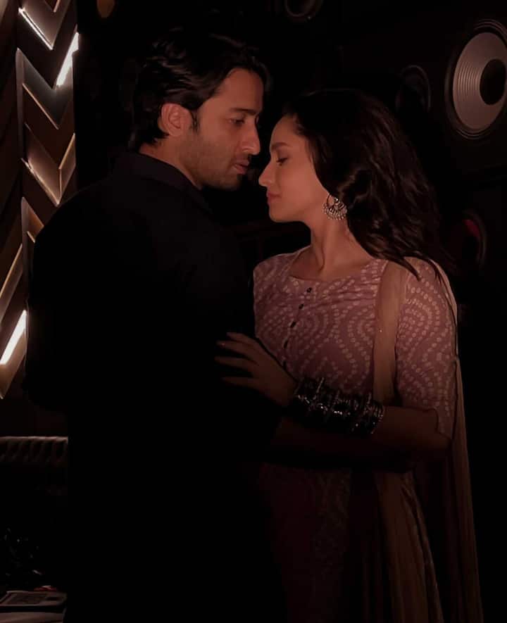 Ahead of the premiere of 'Pavitra Rishta 2', Ankita dropped several romantic snaps with her co-star Shaheer Sheikh on social media. The photos will definitely make you excited for their new series. (PIC Credit: Twitter)