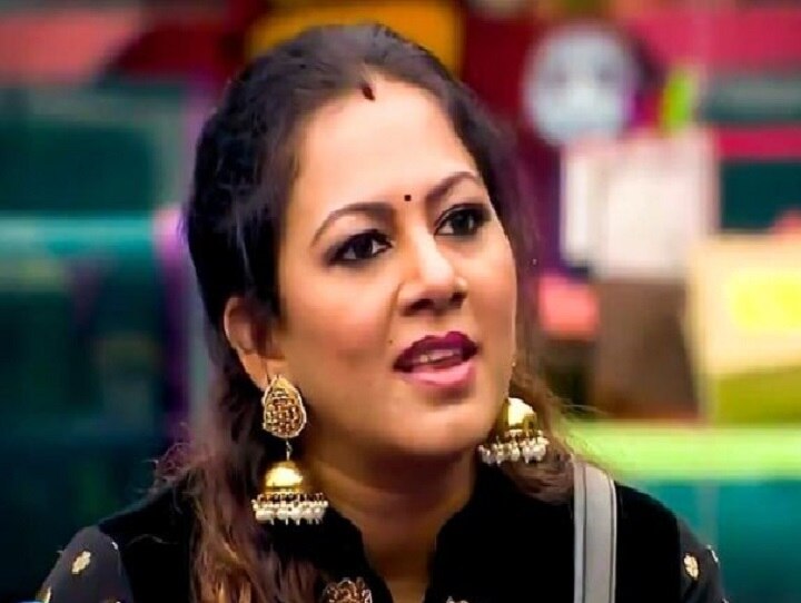 VJ Archana | மீண்டு வந்தார் அர்ச்சனா?: இன்ஸ்டாவில் ஸ்டோரி வைத்து மகிழ்ச்சிப் பதிவு