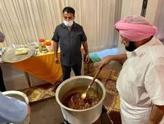 InPics: ఒలింపిక్ విజేతల కోసం గరిటె పట్టిన సీఎం అమరిందర్ సింగ్... క్రీడాకారులకు తానే వడ్డించిన వడ్డించిన సింగ్