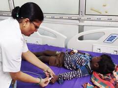 Gopalganj News: गोपालगंज में बच्चों की कोरोना जांच कराने के लिए लग रही भीड़, वायरल फीवर ने बढ़ाई चिंता