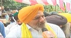 Joginder Ugrahan ਨੇ ਸੁਖਬੀਰ ਬਾਦਲ ਸਮੇਤ ਸਿਆਸੀ ਲੀਡਰਾਂ ਨੂੰ ਦੇਖੋ ਕਿਵੇਂ ਲਾਇਆ ਰਗੜਾ?