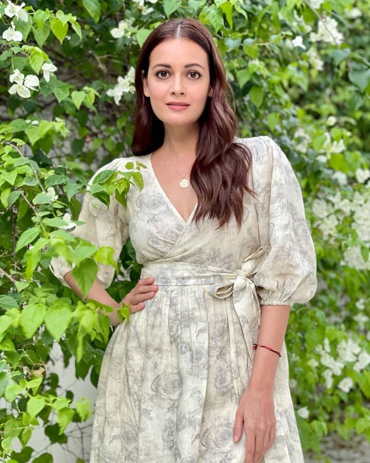 Well, months after giving birth to her son, Dia Mirza is back to work as she shared some stunning pictures of herself wearing a handcrafted outfit. (Image courtesy - @diamirzaofficial/Instagram)