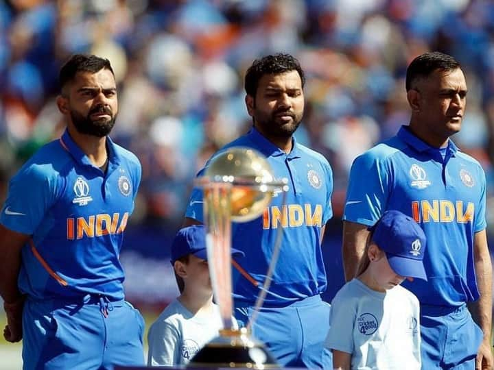 Virat Kohli ने किया Dhoni को मेंटोर बनाए जाने का स्वागत, Rohit Sharma ने भी जताई खुशी