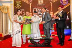 সোশ্যাল মিডিয়ায় সচেতনতা প্রচারের জন্য বিশেষ সম্মান পেলেন দেবিনা