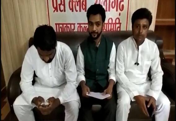UP Election 2022: ओवैसी पर भड़के पूर्व AIMIM नेता, कहा- राम और सीता को गाली देकर मुसलमान का वोट नहीं ले सकते UP Election 2022: ओवैसी पर भड़के पूर्व AIMIM नेता, कहा- राम और सीता को गाली देकर मुसलमान का वोट नहीं ले सकते