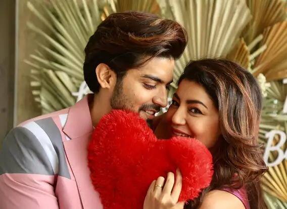 Debina Bonnerjee and Gurmeet Choudhary- देबिना बॅनर्जी आणि गुरमीत टीव्ही मालिका रामायणच्या सेटवर भेटले होते. देबीना गुरमीतपेक्षा एक वर्षाने मोठी आहे