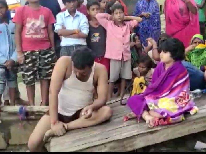 boat capsized carrying devotees at Vindhyachal Dham six people died Mirzapur: विध्यांचल धाम में नाव डूबने से 6 लोगों की मौत, दर्शन के लिए रांची से आया था परिवार