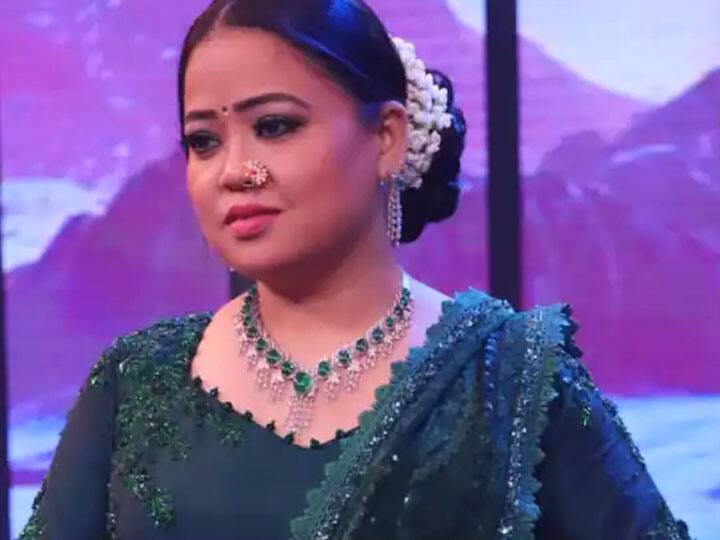 Bharti Singh: भारती ने अपनी स्कूली शिक्षा अमृतसर के एक सरकारी स्कूल में पूरी की और बाद में वो बीबीके डीएवी कॉलेज फॉर विमेन में पढ़ाई करने के लिए पंजाब चली गईं. वहां द कपिल शर्मा शो के कॉमेडियन ने बैचलर ऑफ आर्ट्स में अपनी डिग्री पूरी की. उन्होंने आई के गुजराल पंजाब टेक्निकल यूनिवर्सिटी से History में पोस्ट ग्रेजुएशन भी किया है.