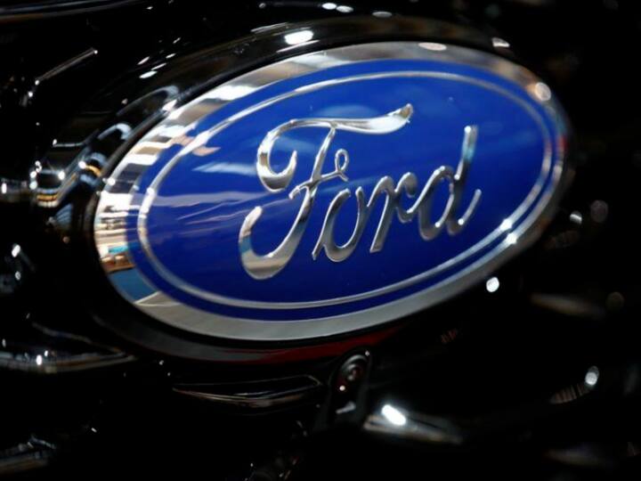 Ford to stop manufacturing cars in India, know in details Ford Cars in India: இழுத்து மூடுகிறது ஃபோர்டு... 2 ஆயிரம் சென்னை தொழிலாளர்கள் நிலை? கடும் நஷ்டம் என முடிவு!