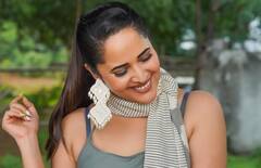 Anasuya bharadwaj Photos: తరగని అందం అనసూయకే సొంతం