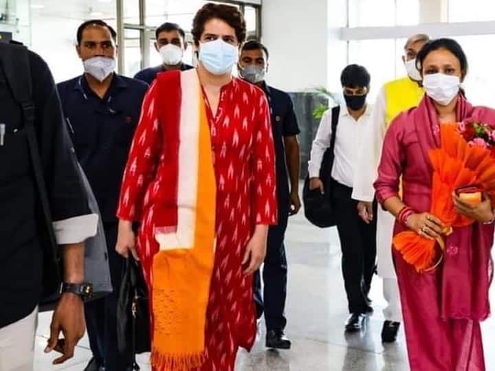 UP: चुनाव की तैयारियों को ‘धार’ देने लखनऊ पहुंचीं प्रियंका गांधी, प्रत्याशियों पर भी होगा मंथन