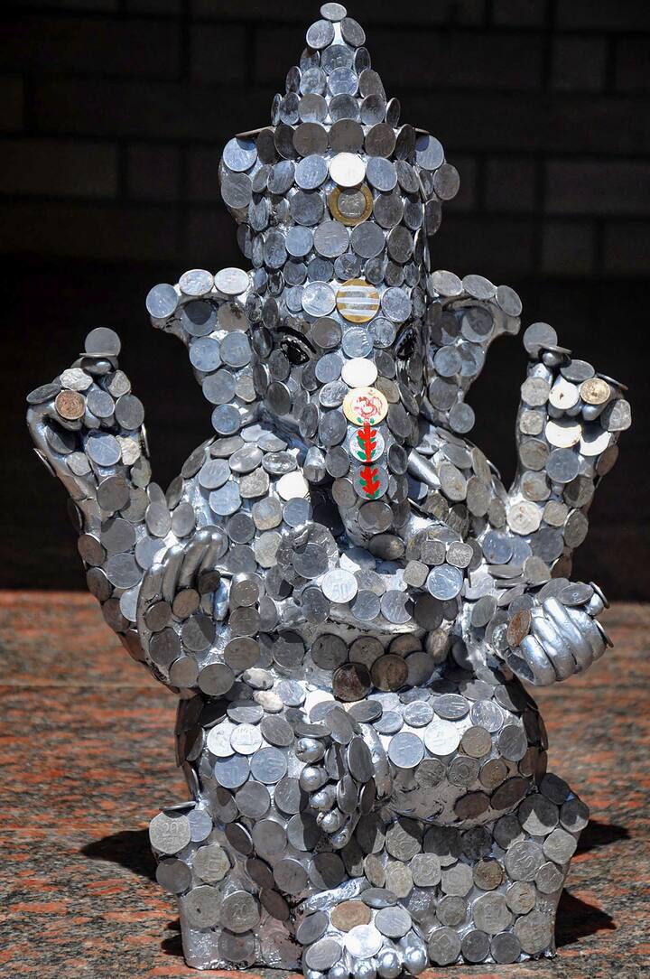 গোটা দেশে ধুমধাম করে উদযাপিত হয় গণেশ পুজো।