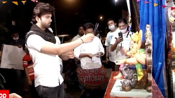 Avinash Mukherjee chants 'Ganpati Bappa Maurya' as he brings Bappa home