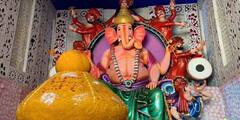 Ganesh Chaturthi 2021: খড়্গপুরে ২১১ কেজির লাড্ডু দিয়ে গণেশ পুজো