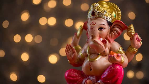 Ganesh Chaturthi amid Coronavirus: Celebrate with caution | Namaste Bharat (10 Sept 2021)